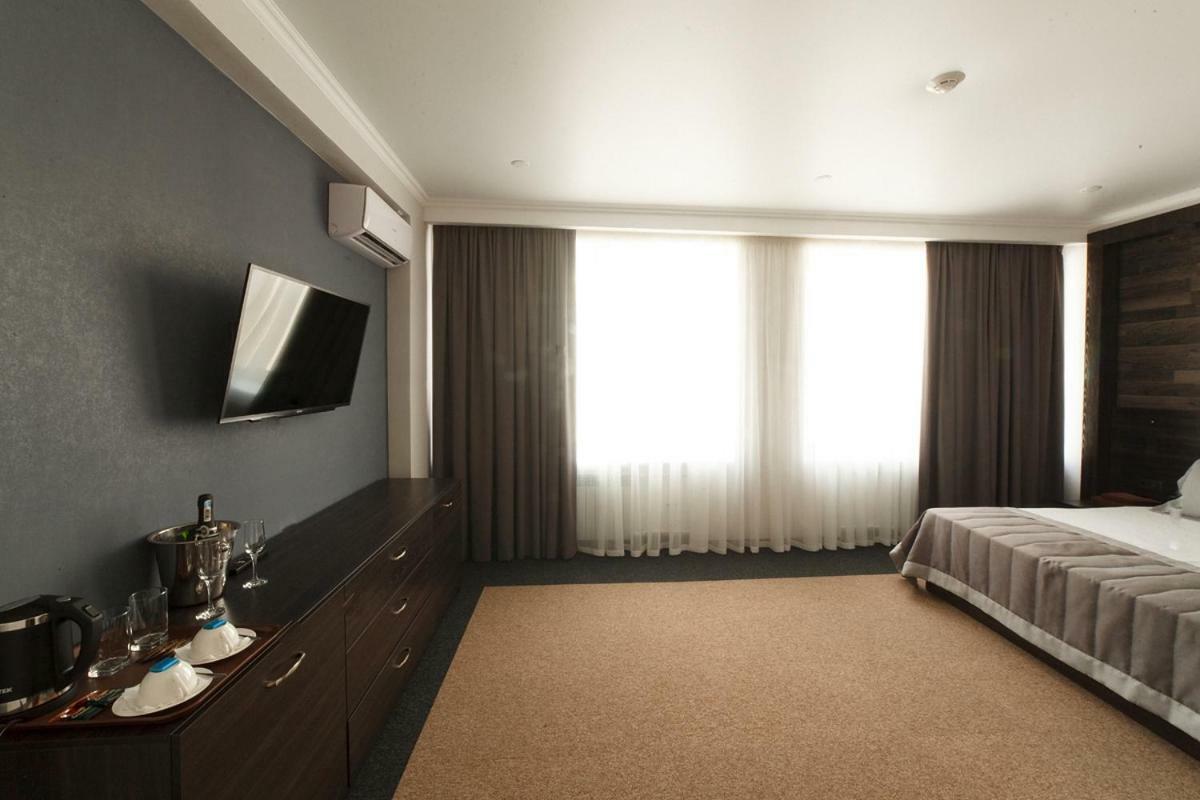 Meridian Karaganda Luaran gambar